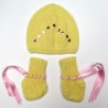 Bonnet et chaussons naissance bébé fille paillettes et ruban