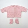 Trousseau brassière et chaussons en point ajouré rose dragée bébé fille 1 mois