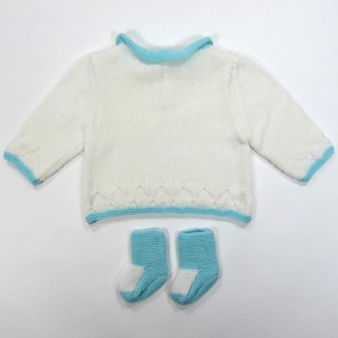 Pull bébé garçon tunisien blanc et azur avec chaussons pour le printemps